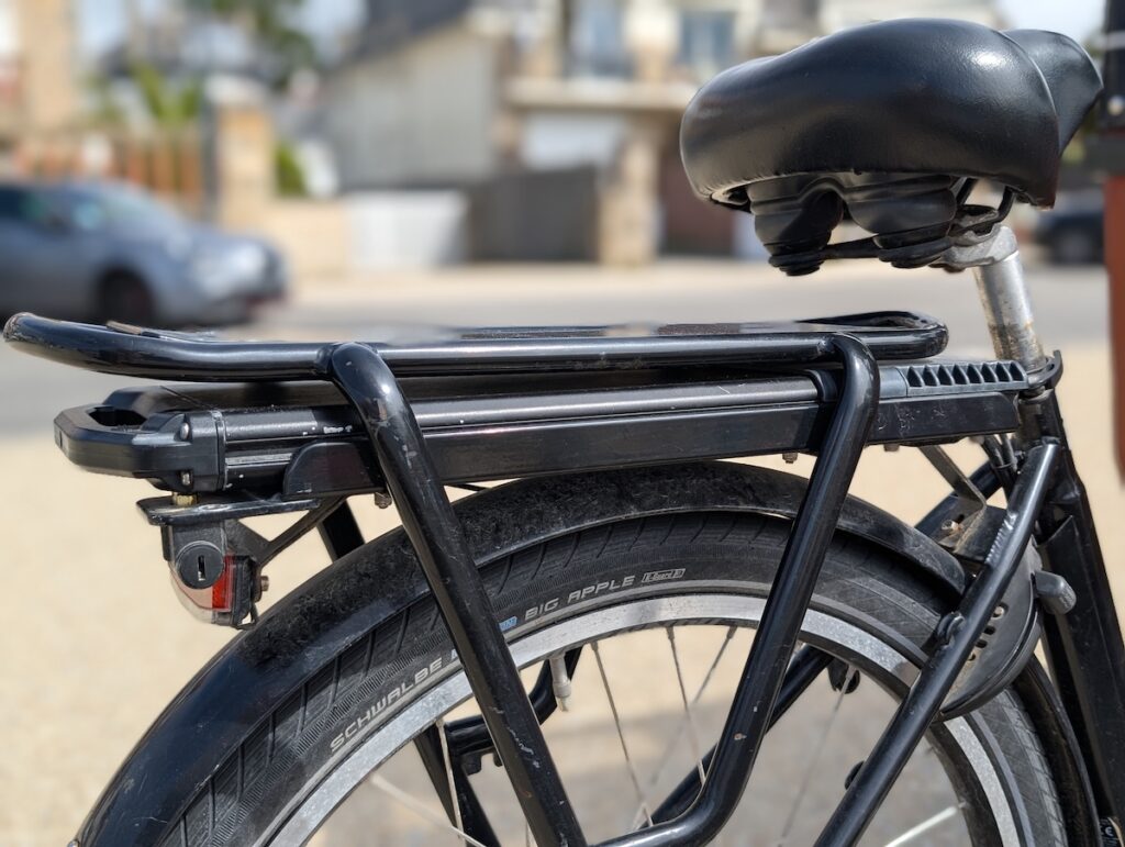 Vérifiez bien la marque de la batterie lors d'un achat de vélo électrique