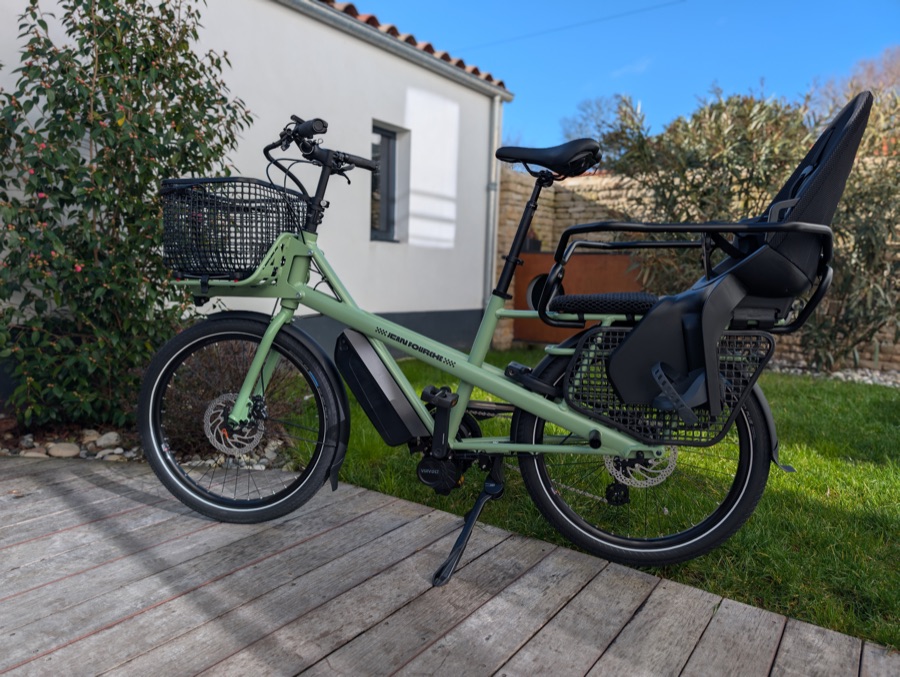 Jean Fourche Jean II avec siège enfant - configuration famille et panier avant